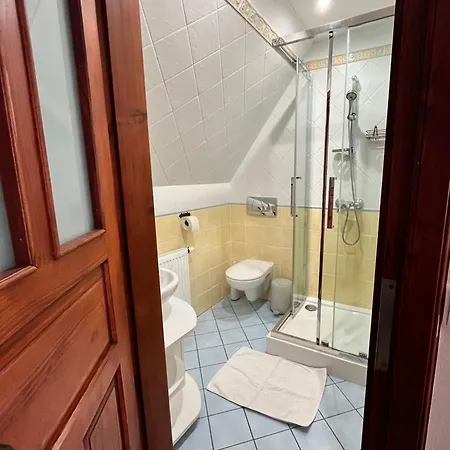 U Kapiarza Δωμάτια σε οικογενειακή κατοικία